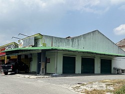 Pusing 布先旺区 Single Storey Shop 28’+5’ x 60’+5’ Leasehold Selling Price RM480,000